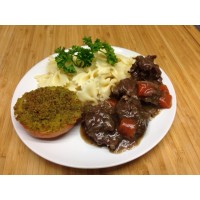 Estoufade de bœuf lardons champignons carottes et tagliatelles