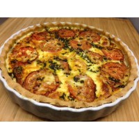 Tarte au chèvre, tomates et basilic