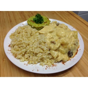 Fricassée de volaile créole, flan de légumes et riz pilaf