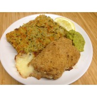Émincé de poulet sauce brune à l'orange, poêlée de courgettes et pommes sautés