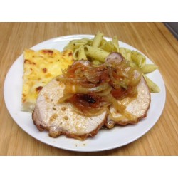 Rôti de porc mariné thaï, salade de pomme de terre échalotte et haricots verts