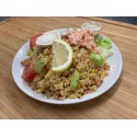 Salade Nordique : salade tomate, saumon, citron,  chèvre, et taboulé au quinoa