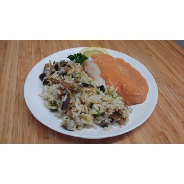 Dos de colin sauce crustacés, légumes grillés riz et blé tendre Dos de colin sauce crustacés, légumes grillés riz et blé tendre