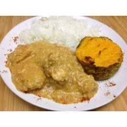 Poulet korma, riz basmati et poêlée de légumes