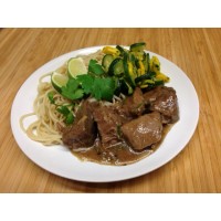 Sauté de Bœuf coriandre citron vert, polenta et haricot verts