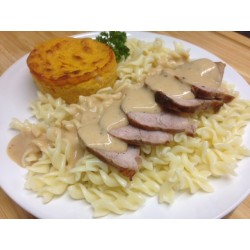 Filet mignon de porc aux airelles, riz basmati et gratin de courgettes